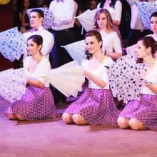 Fotografie z maturitního plesu 4.L Masarykovy Obchodní Akademie Rakovník, 2016