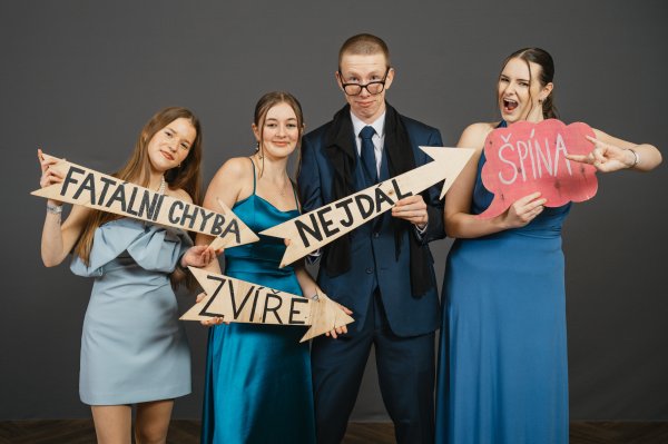 Fotokoutek Gymstr Oktáva 2026